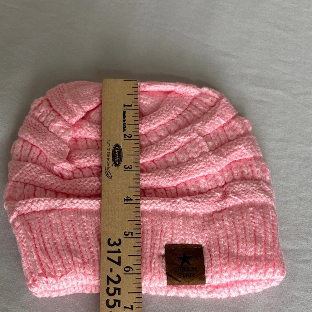SUPER STAR Soft Rib Knit Beanie Winter Hat Pink Youth Size M NWOT
